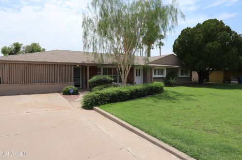 3809 Coolidge St, Phoenix AZ  85018-3561 exterior