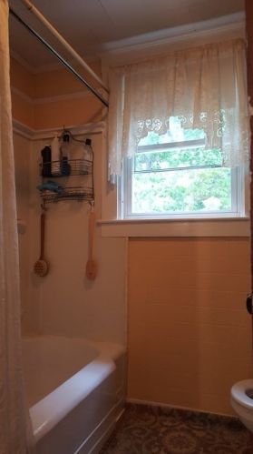 93 Bedford St, New Bedford MA 02740-4840 exterior