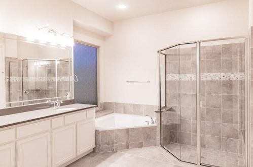 7959 Southfork Bnd, Irving TX 75063-4527 exterior