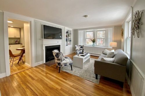 48 Silk St, Arlington MA 02474-3837 exterior