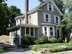 35 Brooks Ave, Newton, MA 02460-1535
