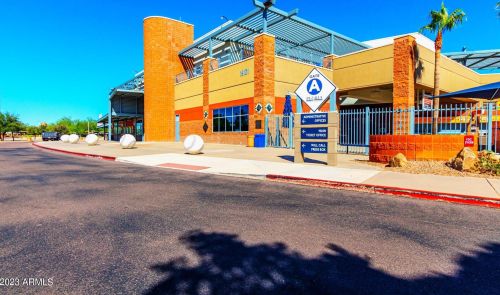 1821 68th Dr, Phoenix AZ 85033-8254 exterior