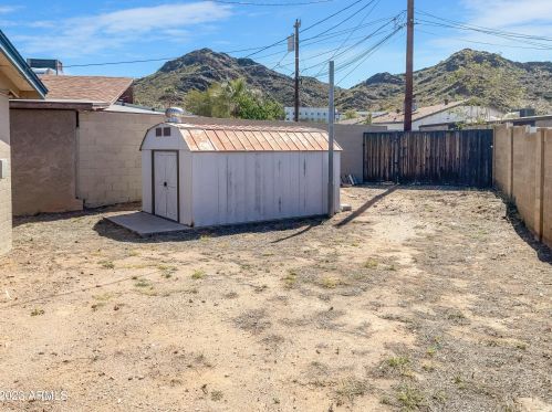 1301 Dunlap Ave, Phoenix AZ  85020-3025 exterior