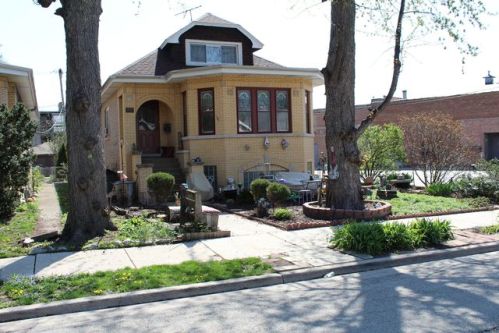 3537 Kenilworth Ave, Forest View, IL 60402-3642