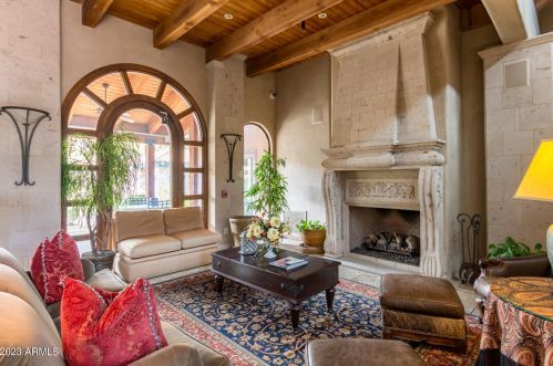 20660 40th St, Phoenix AZ  85050-7301 exterior