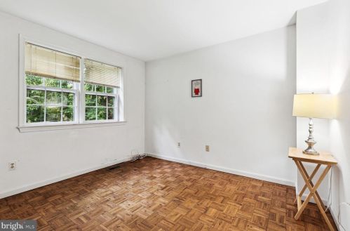 8951 Queen Maria Ct, Columbia MD 21045-2405 exterior