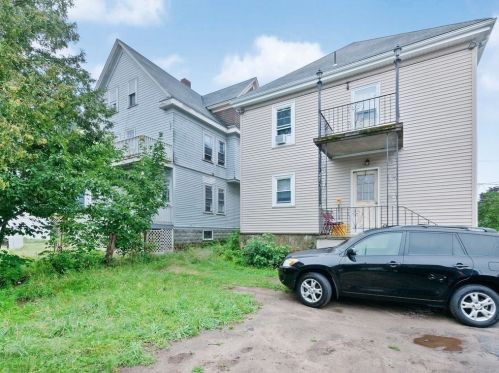 21 Kenwood Rd, Everett MA 02149-3015 exterior