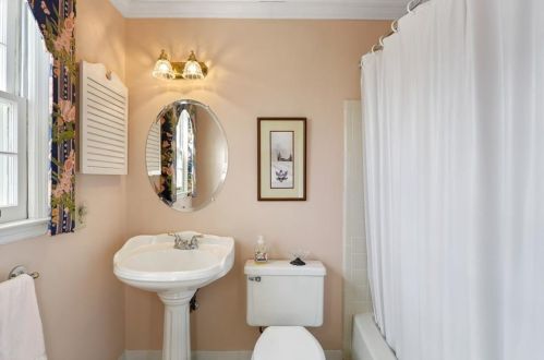 1266 Mile Post Dr, Atlanta GA 30338-4710 exterior