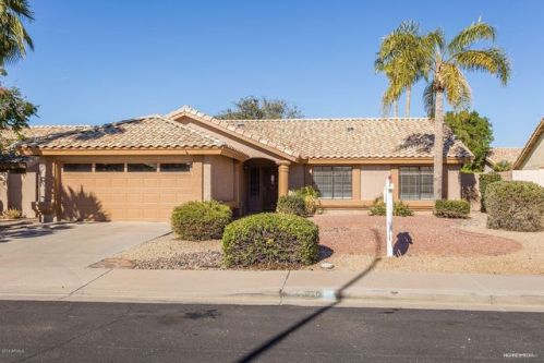 5258 Hobart St, Mesa, AZ 85205-4389