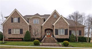 1090 Plantation Blvd, Gallatin TN  37066-4494 exterior