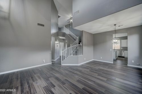 4717 95th Dr, Phoenix, AZ 85037-1053