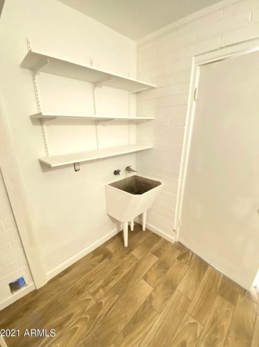 6019 33rd Ave, Phoenix AZ 85051-1201 exterior