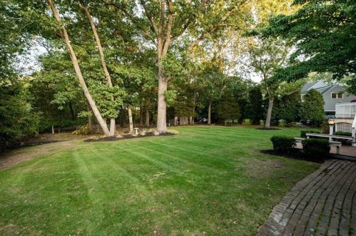 33 Franklin Rodgers Rd, Hingham MA 02043-2665 exterior