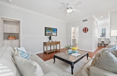 17 Buellton, Irvine CA 92602-2032 exterior