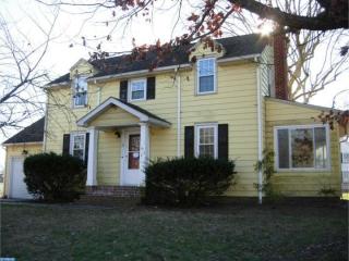 33 Pittsfield St, Pennsville, NJ 08070-1739