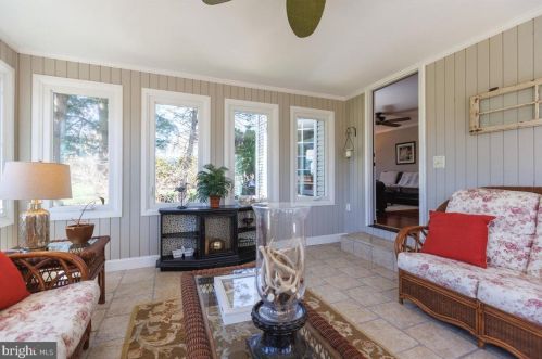 33 Winthrop Rd, Trenton NJ 08648-1557 exterior