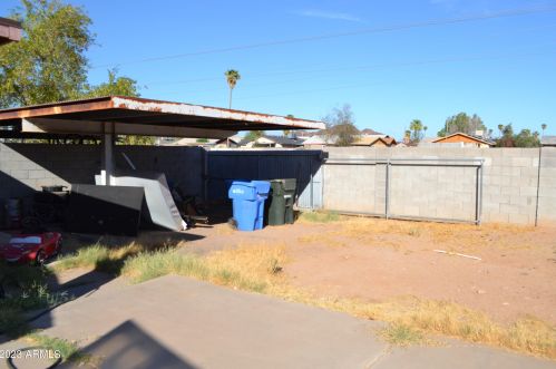 5227 46 St, Phoenix AZ 85008-4110 exterior