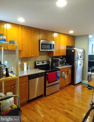 2124 15th St, Philadelphia PA  19121-0016 exterior