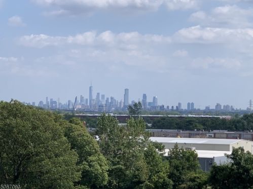 700 Schuyler Ave, Kearny NJ 07032-4200 exterior