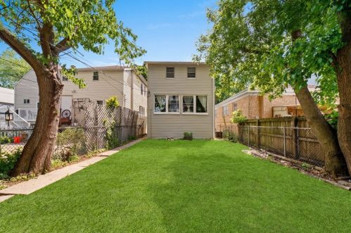 1224 Grv Ave, Forest View IL 60402-1223 exterior