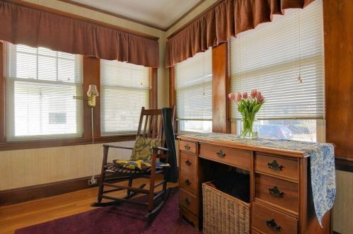 132 Elm Ave, Quincy MA 02170-2939 exterior