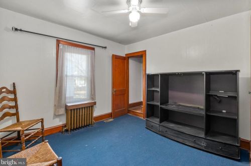 329 Buck St, West Deptford NJ 08066-1060 exterior