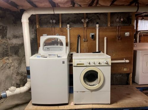 195 Billings Rd, Quincy MA 02171-2404 exterior