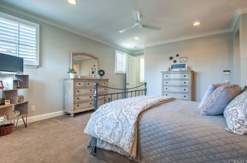 11 Oroville, Irvine CA 92602-0922 exterior