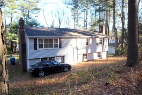 54 Rocky Pond Rd, Princeton, MA 01541-1014