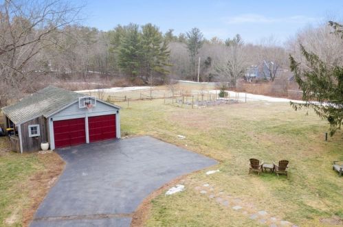 691 River St, Hingham MA 02061-2214 exterior