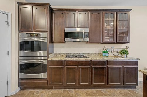 2293 Pebblestone Way, Lemont IL 60490-5062 exterior