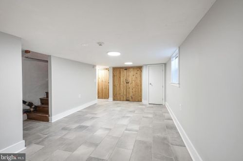 1815 20 St, Philadelphia PA 19145-2048 exterior