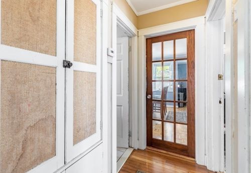 58 Lawn Ave, Quincy MA 02169-7337 exterior