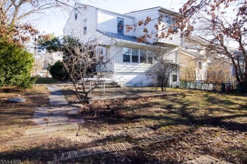 145 Delavan Ave, Belleville, NJ 07109-1645