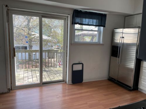 3437 Oak Park Ave, Forest View IL 60402-3619 exterior