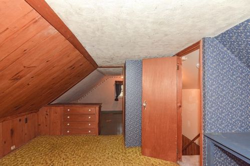 203 Precinct St, Taunton MA 02718-1211 exterior