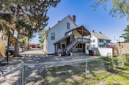 89 Mechanic St, Montgomery MA 01085-3073 exterior