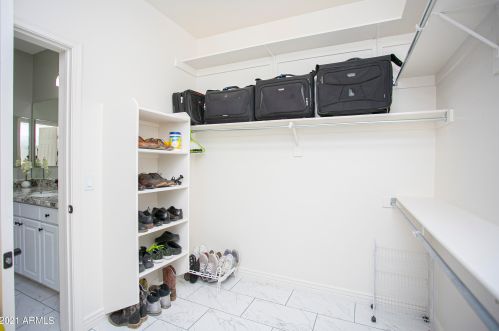 35318 31st Dr, Phoenix AZ  85086-2127 exterior