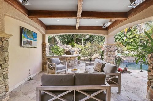 17 Buellton, Irvine CA 92602-2032 exterior