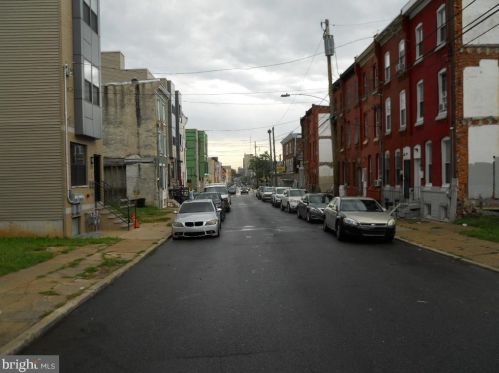 2135 9th St, Philadelphia, PA 19122-1313