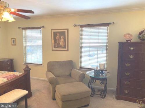 112 Talon Ln, West Deptford NJ 08093-2322 exterior