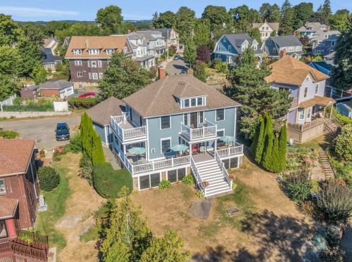 12 Baker Ave, Beverly MA 01915-3504 exterior