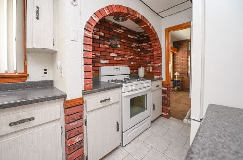 50 Myrtle St, Everett MA 02149-1533 exterior