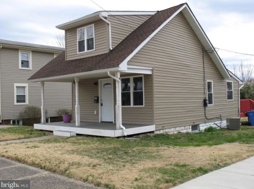 400 Hessian Ave, West Deptford NJ  08063-1528 exterior