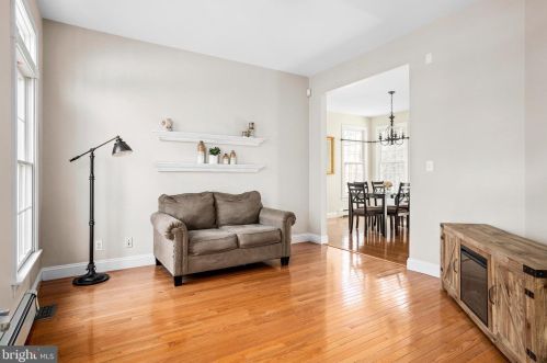 71 Mill Ln, Columbus NJ 08022-1940 exterior