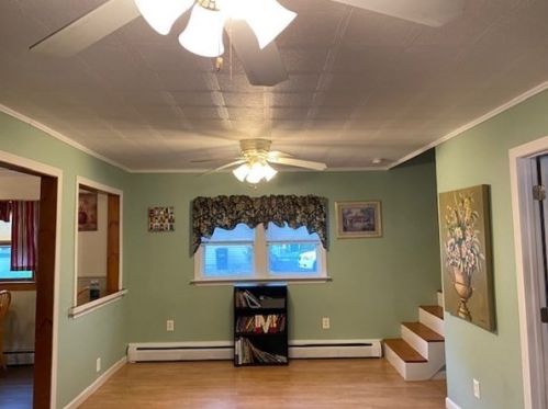 87 Golf Ave, Methuen MA 01844-6221 exterior