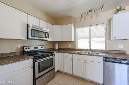 5044 Cambridge Ave, Phoenix AZ  85008-1620 exterior