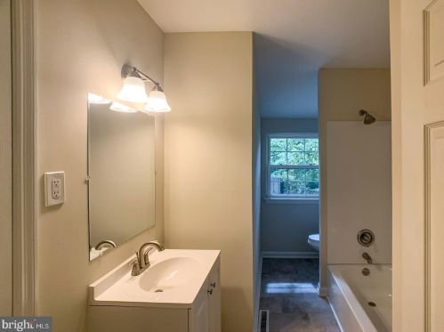 102 Marion Ave, West Deptford NJ 08093-2029 exterior