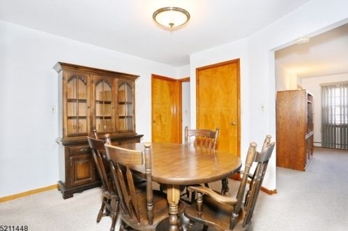 11 Van Rensselear St, Belleville NJ 07109-2911 exterior