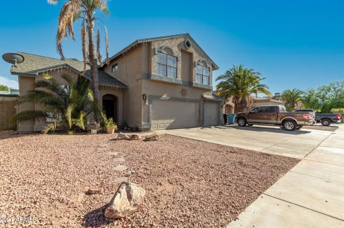 8801 Edgemont Ave, Phoenix, AZ 85037-3472